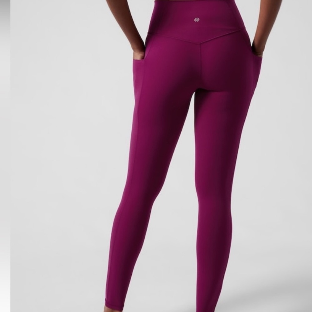 Athleta Salutation Stash Pocket II Tight Jeggings